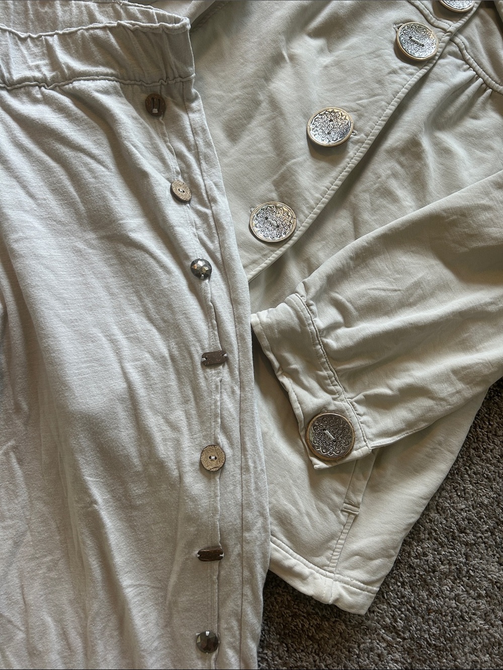 Neon Buddha cotton blend jacket and pant set with artsy buttons - Picture 4 of 4